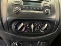 Nissan NP300 Frontier 2022 4p DC Diesel L4/2.5/T Man 4X4 Man 2022 Nissan NP300 Frontier Venta Interiores 10