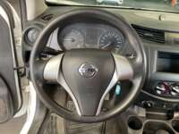 Nissan NP300 Frontier 2020 4p S Diesel L4/2.5/T 4X4 Man 2020 Nissan NP300 Frontier Venta Interiores 1