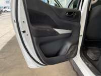 Nissan NP300 Frontier 2020 4p S Diesel L4/2.5/T 4X4 Man 2020 Nissan NP300 Frontier Venta Interiores 16