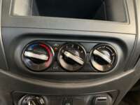 Nissan NP300 Frontier 2020 4p S Diesel L4/2.5/T 4X4 Man 2020 Nissan NP300 Frontier Venta Interiores 8