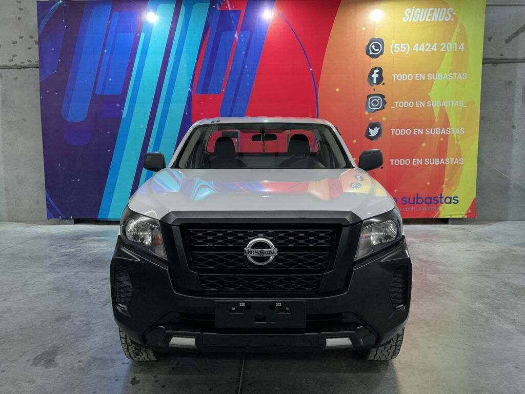 Nissan NP300 Frontier 2021  2021 Nissan NP300 Estacas Venta Exteriores 2