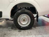 Nissan NP300 Frontier 2021  2021 Nissan NP300 Estacas Venta Llantas 4