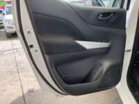 Nissan NP300 Frontier 2020 4p Diesel L4/2.5/T 4X4 Man Paq. Seg. 2020 Nissan NP300 Frontier Venta Interiores 16
