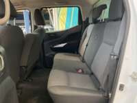 Nissan NP300 Frontier 2020 4p Diesel L4/2.5/T 4X4 Man Paq. Seg. 2020 Nissan NP300 Frontier Venta Interiores 17