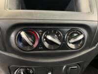 Nissan NP300 Frontier 2020 4p Diesel L4/2.5/T 4X4 Man Paq. Seg. 2020 Nissan NP300 Frontier Venta Interiores 8