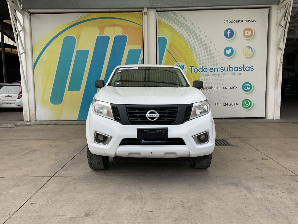 Nissan NP300 Frontier 2020 4p S Diesel L4/2.5/T 4X4 Man 2020 Nissan NP300 Frontier Venta Exteriores 2