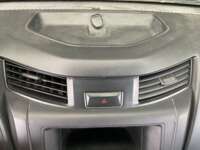 Nissan NP300 Frontier 2020 4p S Diesel L4/2.5/T 4X4 Man 2020 Nissan NP300 Frontier Venta Interiores 6