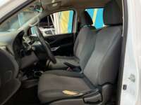Nissan NP300 Frontier 2020 4p Diesel L4/2.5/T 4X4 Man Paq. Seg. 2020 Nissan NP300 Frontier Venta Interiores 15