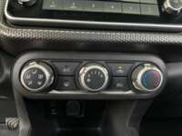 Nissan Kicks 2019 5p Sense L4/1.6 Man      2019 Nissan Kicks Venta Interiores 8