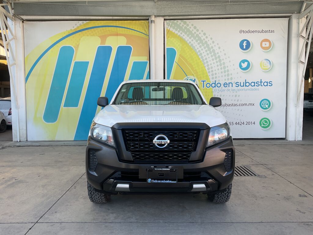 Nissan NP300 Pick Up 2021 2p L4/2.5 Man A/A    2021 Nissan NP300 Pick Up Venta Exteriores 2