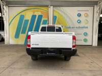 Nissan NP300 Pick Up 2021 2p L4/2.5 Man A/A    2021 Nissan NP300 Pick Up Venta Exteriores 6