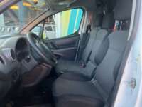 Peugeot Partner 2019 5p L4/1.6/T Diesel Man       2019 Peugeot Partner Venta Interiores 14