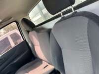Nissan NP300 Estacas 2019 2p L4/2.4 Man Paq. Seg. 2019 Nissan NP300 Estacas Venta Interiores 3