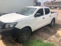Nissan NP300 Doble Cabina 2019 4p SE L4/2.5 Man A/A Paq. Seg. 2019 Nissan NP300 Doble Cabina Venta Exteriores 1
