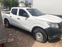 Nissan NP300 Doble Cabina 2019 4p SE L4/2.5 Man A/A Paq. Seg. 2019 Nissan NP300 Doble Cabina Venta Llantas 5