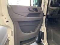 Volkswagen Crafter 2022 2p Chasis Cabina L4/2.0/TDI Man 3.5/Ton MWB A/A 2022 Volkswagen Crafter Venta Interiores 12