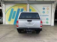 Nissan NP300 2019 4p S L4/2.5 Man A/A 2019 Nissan NP300 Venta Exteriores 6