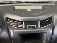 Nissan NP300 2019 4p S L4/2.5 Man A/A 2019 Nissan NP300 Venta Interiores 6