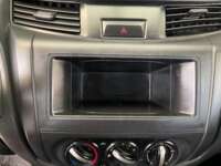 Nissan NP300 2019 4p S L4/2.5 Man A/A 2019 Nissan NP300 Venta Interiores 7