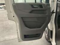 Volkswagen Crafter 2022 2p Chasis Cabina L4/2.0/TDI Man 3.5/Ton MWB A/A 2022 Volkswagen Crafter Venta Interiores 11