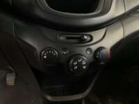 Chevrolet Beat 2021 5p LS Cargo L4/1.2 A/A Man 2021 Chevrolet Beat Venta Interiores 8