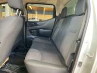 Nissan NP300 2019 4p S L4/2.5 Man A/A 2019 Nissan NP300 Venta Interiores 16