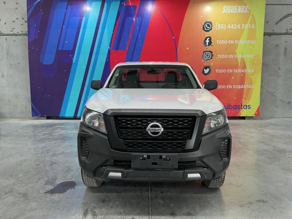 Nissan NP300 Frontier 2021 4p SE L4/2.5 Man 2021 Nissan NP300 Frontier Venta Exteriores 2