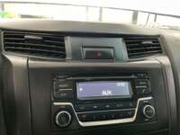 Nissan NP300 Frontier 2021 4p SE L4/2.5 Man 2021 Nissan NP300 Frontier Venta Interiores 6