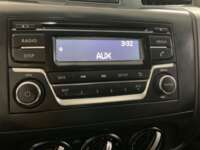 Nissan NP300 Frontier 2021 4p SE L4/2.5 Man 2021 Nissan NP300 Frontier Venta Interiores 7