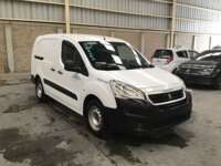 Peugeot Partner 2019 5p L4/1.6/T Diesel Man       2019 Peugeot Partner Venta Exteriores 3