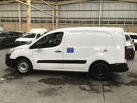 Peugeot Partner 2019 5p L4/1.6/T Diesel Man       2019 Peugeot Partner Venta Exteriores 8