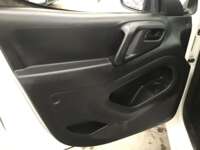 Peugeot Partner 2019 5p L4/1.6/T Diesel Man       2019 Peugeot Partner Venta Interiores 12