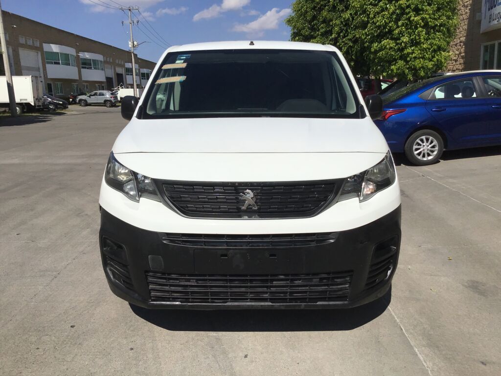 Peugeot Partner 2021 5p L4/1.6/TDI Man 2021 Peugeot Partner Venta Exteriores 2