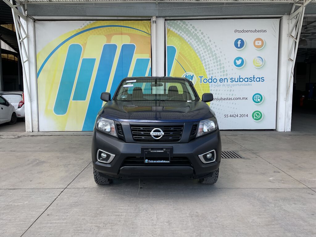 Nissan NP300 Frontier 2019 4p LE L4/2.5 Man 2019 Nissan NP300 Frontier Venta Exteriores 2