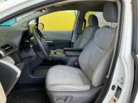 Toyota Sienna 2021 5p LE Hibrido L4/2.5 Aut 2021 Toyota Sienna Venta Interiores 21