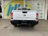 Nissan NP300 Frontier 2021 4p SE L4/2.5 Man Línea Nueva 2021 Nissan NP300 Frontier Venta Exteriores 6