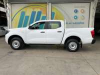Nissan NP300 Frontier 2021 4p SE L4/2.5 Man Línea Nueva 2021 Nissan NP300 Frontier Venta Exteriores 8