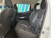 Nissan NP300 Frontier 2021 4p SE L4/2.5 Man Línea Nueva 2021 Nissan NP300 Frontier Venta Interiores 18