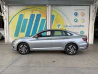 Volkswagen Jetta 2021 4p R-Line L4/1.4/T Aut 2021 Volkswagen Jetta Venta Exteriores 8