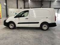 Peugeot Partner 2019 5p L4/1.6/T Diesel Man       2019 Peugeot Partner Venta Exteriores 8
