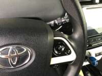 Toyota Prius 2017 5p Base Hibrido L4/1.8 Aut 2017 Toyota Prius Venta Interiores 7