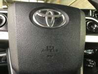 Toyota Prius 2017 5p Base Hibrido L4/1.8 Aut 2017 Toyota Prius Venta Interiores 8