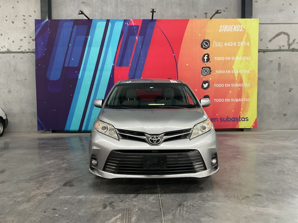 Toyota Sienna 2020 5p XLE V6/3.5 Aut 2020 Toyota Sienna Venta Exteriores 2