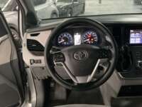 Toyota Sienna 2020 5p XLE V6/3.5 Aut 2020 Toyota Sienna Venta Interiores 1