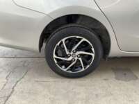 Toyota Yaris 2021 4p Sedán Core L4/1.5 CVT  2021 Toyota Yaris Venta Llantas 7