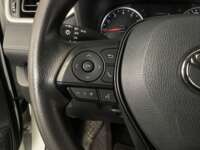 Toyota RAV4 2021 5p LE L4/2.5 ECT-i 2021 Toyota RAV4 Venta Interiores 6