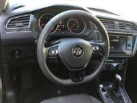 Volkswagen Tiguan 2020 5p Trendline Plus L4/1.4/T DSG 2020 Volkswagen Tiguan Venta Interiores 1