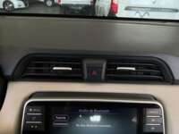 Nissan Versa 2022 4p Advance L4/1.6 CVT    2022 Nissan Versa Venta Interiores 7