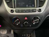 Hyundai Accent 2020 4p GL L4/1.6 Aut  2020 Hyundai Accent Venta Interiores 9