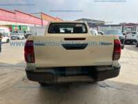 Toyota Hilux 2019 4p Doble Cabina Base L4/2.7 Man  IMG_9203